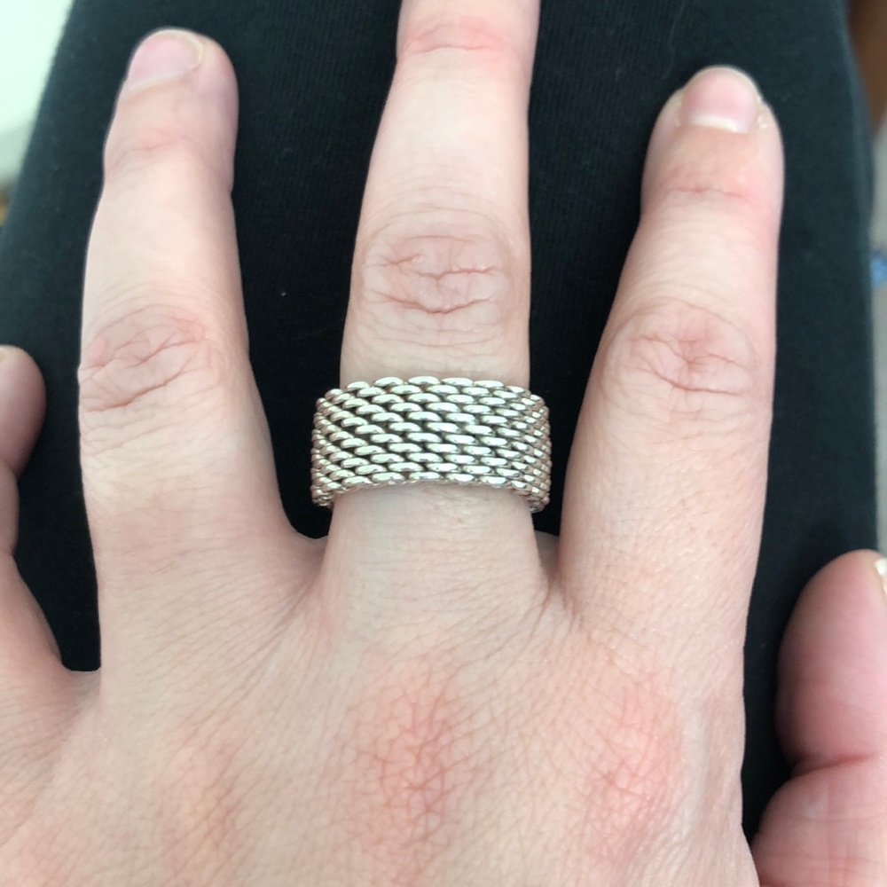 Tiffany & Co retired mesh ring 💕